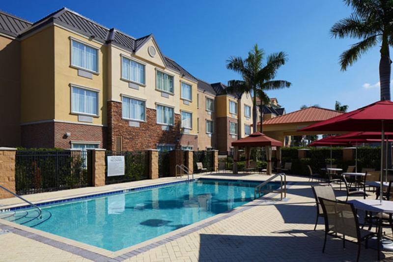Hyatt Place Sarasota/Lakewood Ranch Desoto Lakes Exterior photo
